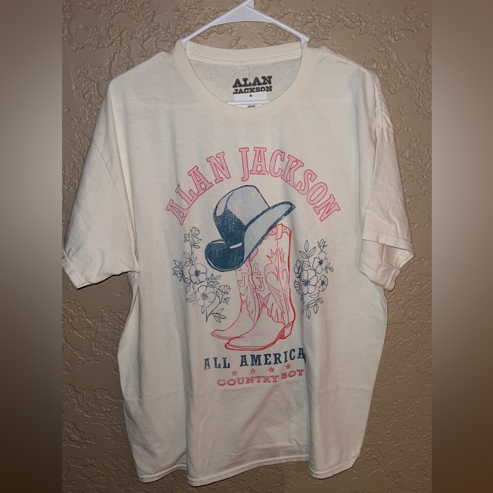 NWT Alan Jackson over sized tee